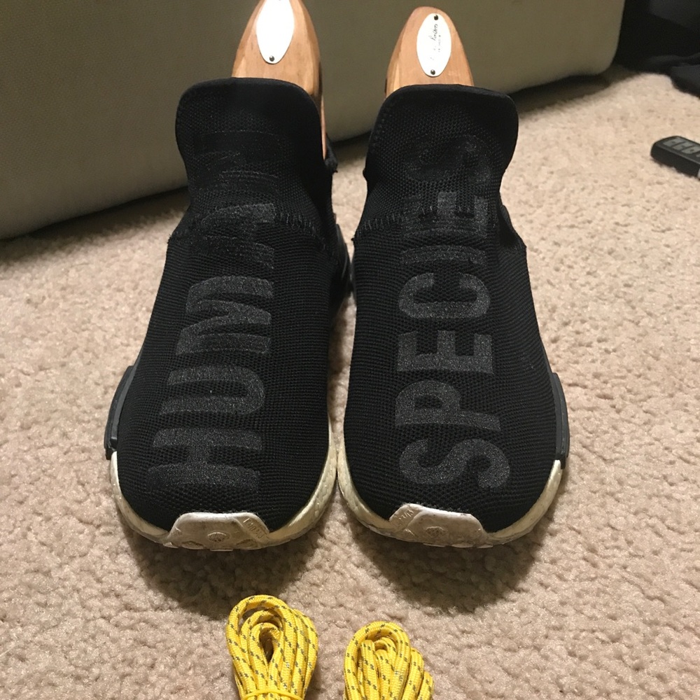 Pharell x Adidas Human Race NMD. NO BOX NO BLACK LACES